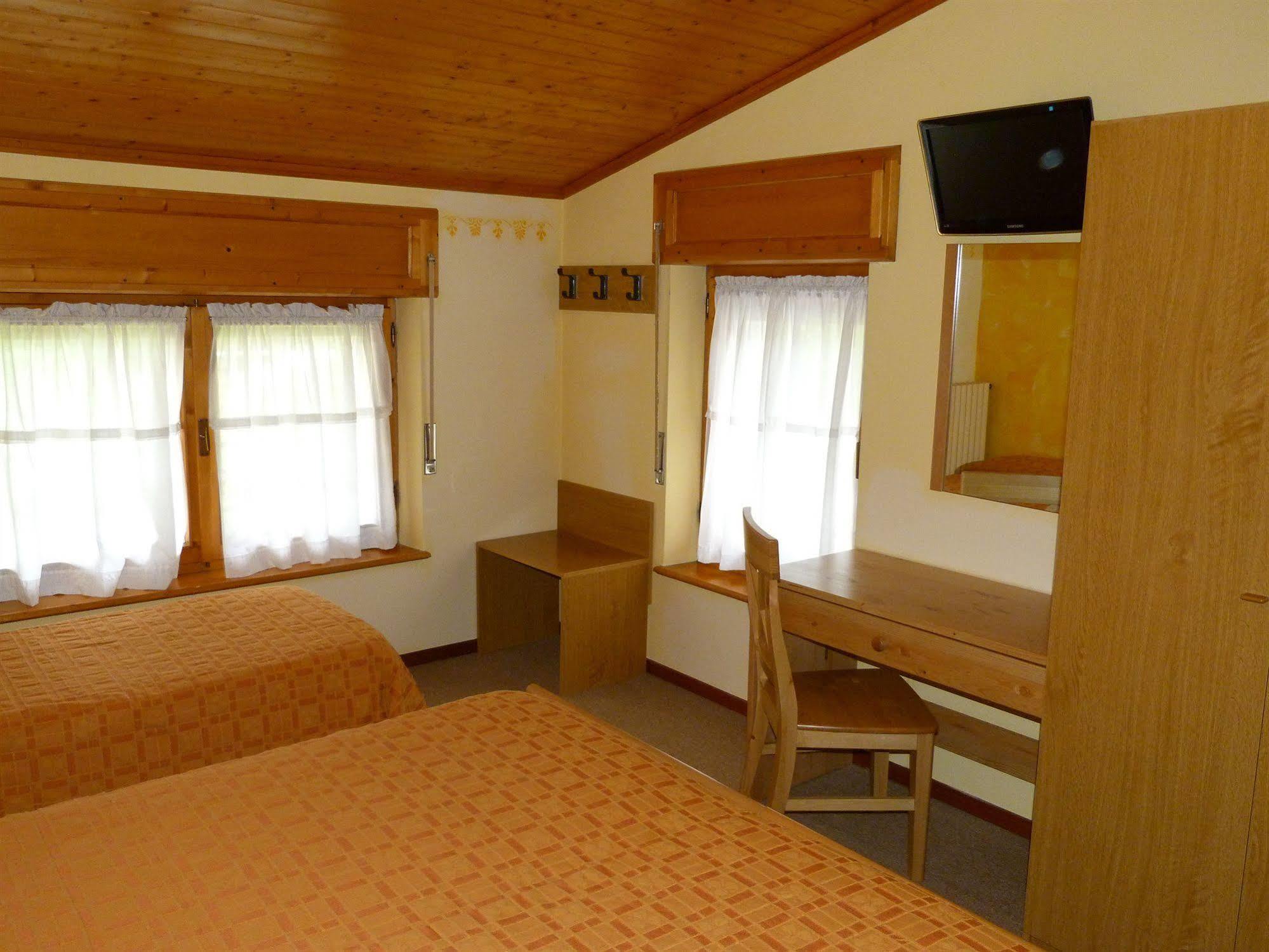 Hotel Al Sole Auronzo di Cadore Exterior photo